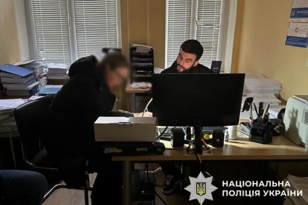 Переплата у майже 2 млн гривень за світло для шкіл і дитсадків: у Києві судитимуть посадовицю