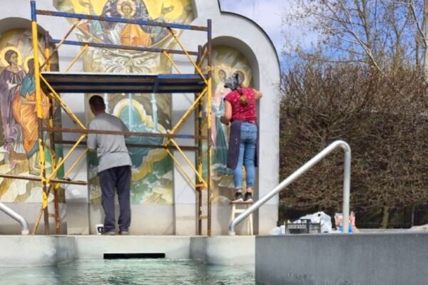 У Харкові почали відновлювати фрески біля джерельної купелі (ФОТО)