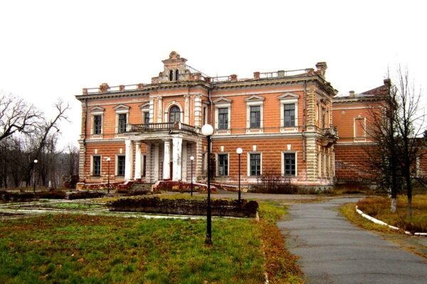 Удар по Сумщині знищив історичну пам’ятку ХІХ століття (ВІДЕО)