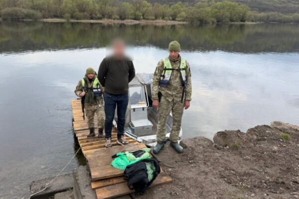 Прикордонники затримали 36-річного харків’янина під час спроби переплисти Дністер