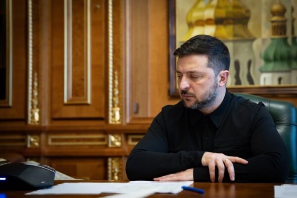 Викрадення українських дітей та “тіньовий флот”: Україна запровадила нові санкції проти РФ, – Зеленський