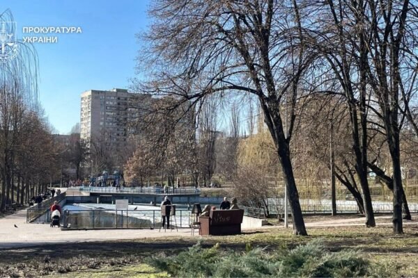 Переплатили за ремонт столичного парку понад ₴600 000: перед судом постане посадовець «Київзеленбуд»