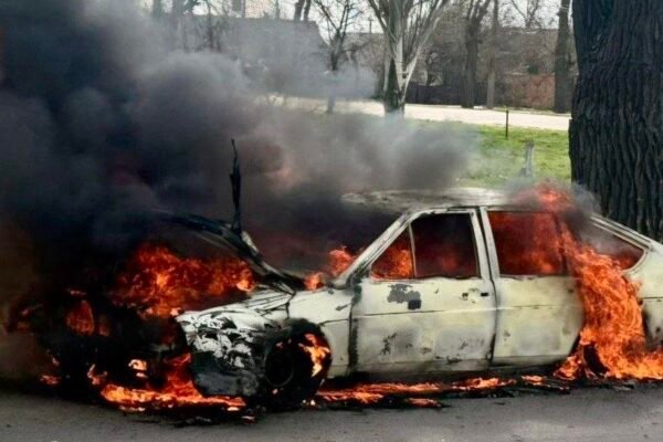 Росіяни вдарили по Нікополю: Постраждали 10 людей