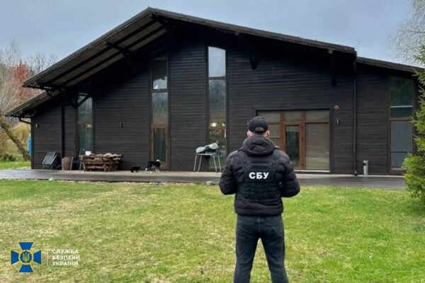 Екснардеп Деркач привласнив заповідні землі в Києві вартістю майже 600 млн грн