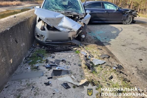 На Вишгородщині сталася аварія за участі Audi та Ford: Є постраждалий