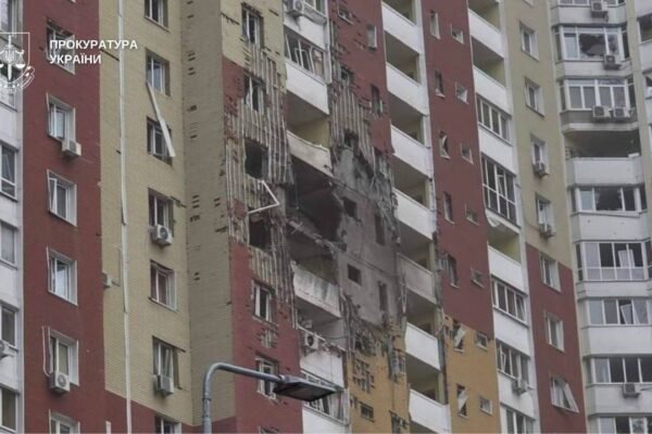 У Києві кількість постраждалих унаслідок атаки РФ збільшилась до 54 людей