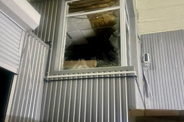 На Київщині унаслідок атаки РФ пошкоджені будинки та підприємство (ФОТО)