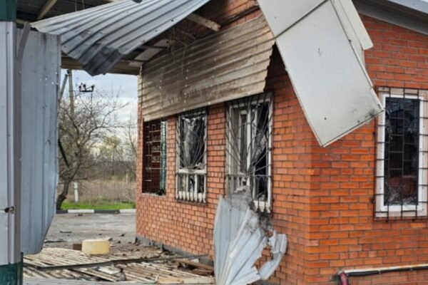 Росіяни атакували АЗС на Харківщині: Поранили трьох людей