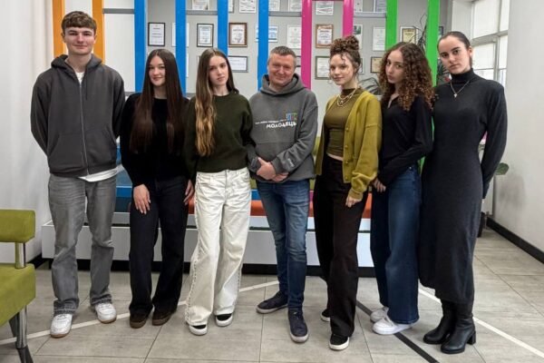 Команда з Ірпеня здобула друге місце у світовому конкурсі Teens in AI 2026