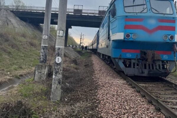На Обухівщині під колесами швидкісного потяга загинув 49-річний чоловік