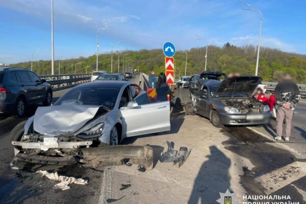 На Дарницькому мосту сталася смертельна аварія