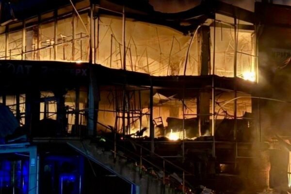 Ворог атакував Синельникове на Дніпропетровщині: Загинула людина, є поранені, серед них дитина