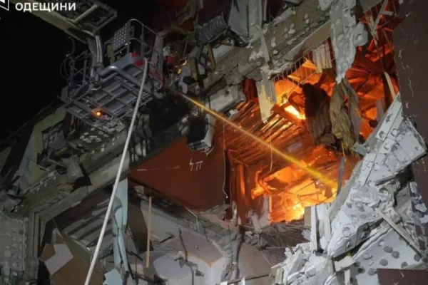 В Одесі завершили аварійно-рятувальні роботи у пошкодженому будинку (ВІДЕО)