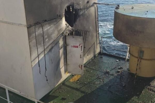 Внаслідок повторного удару по порту на Одещині пошкоджене судно під прапором Ліберії