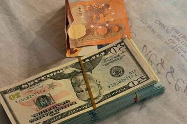 На Вінниччині медики допомагали уникнути мобілізації: Поліція під час розслідування провела 40 обшуків