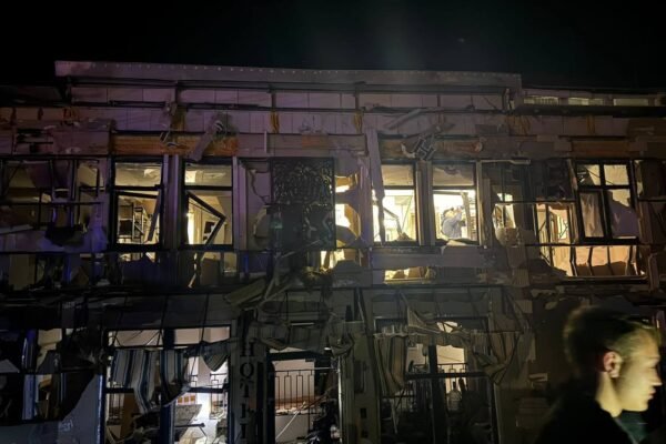 Кількість постраждалих через нічний удар по Одесі зросла