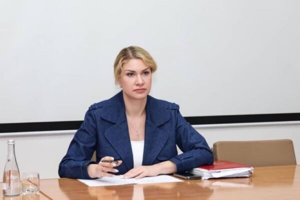 Міська голова Василькова задекларувала понад 1 млн грн доходу та $107 000 готівки