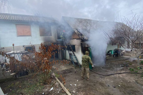 Черкащанин підпалив будинок та два авто, щоб помститися колишній (ФОТО)
