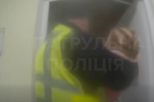 Патрульні з Черкащини допомогли врятувати дитину із судомами