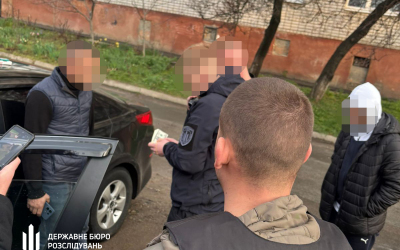 На Черкащині затримали військового, який обіцяв побратиму “непридатність” та вимагав 12 тисяч доларів