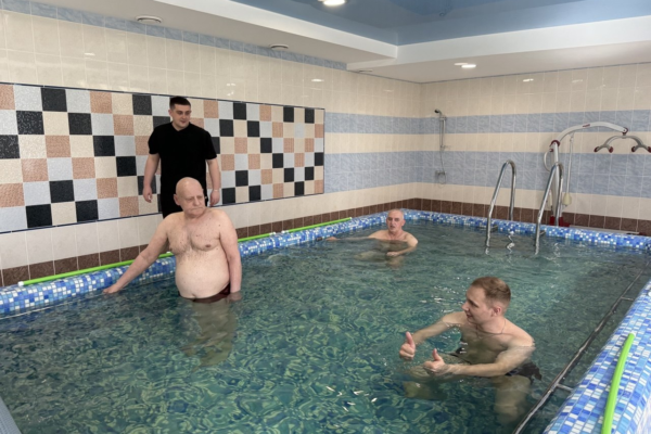 У черкаському онкоцентрі відкрили басейн для безкоштовної реабілітації