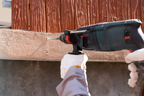 Побачив і забрав: На Черкащині чоловік вкрав перфоратор у під’їзді та отримав 5 років в’язниці