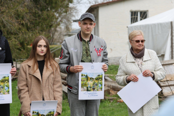 В Умані для ВПО провели захід про психосоціальну підтримку та висадили дерева