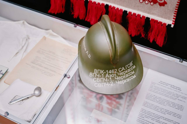 У Черкасах вшанували жертв Чорнобиля та відзначили ліквідаторів до 40-х роковин аварії