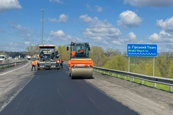 У Черкаській області відремонтували понад 370 тис. квадратних метрів доріг державного значення (ФОТО)
