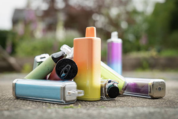 Майже пів мільйона штрафу: На Черкащині викрили незаконну торгівлю компонентами для електронних сигарет