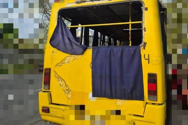 Росіяни атакували маршрутку в Херсоні: Загинули чоловік та жінка