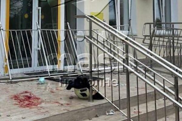 В окупованому Севастополі обвалився балкон: Постраждало 10 дітей 