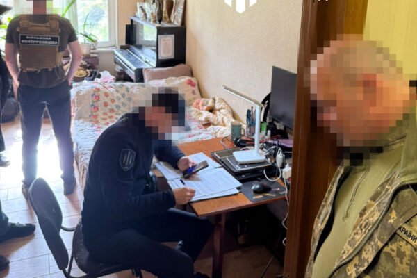 На Одещині посадовець ТЦК заробляв на військових, які перебували в СЗЧ
