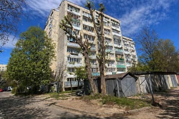 У Львові чиновниця «прозвітувала» про виконану роботу згенерованим ШІ фото: Їй оголосили догану