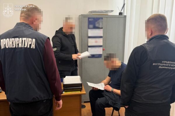 Львівського митника затримали за пропуск контрабанди на 7 млн грн