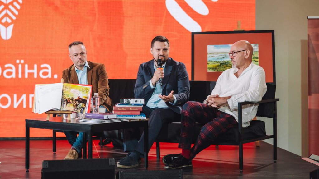 «Наш бізнес працює переважно в сільських територіях, у громадах. На сьогодні МХП має понад 3000 мобілізованих працівників, більше тисячі ветеранів, і, на превеликий жаль, ми маємо загиблих колег. Тому підтримка військових та їхніх родин — це безумовний і абсолютний пріоритет для кожного співробітника компанії.