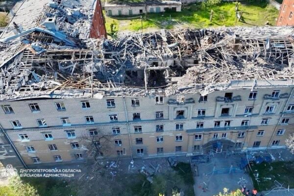 Загинув 19-річний хлопець: Кількість постраждалих внаслідок удару по Дніпру збільшилася