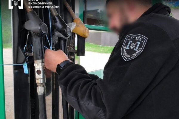 З двох АЗС на Буковині вилучили 11 тонн сурогатного дизпалива, – БЕБ