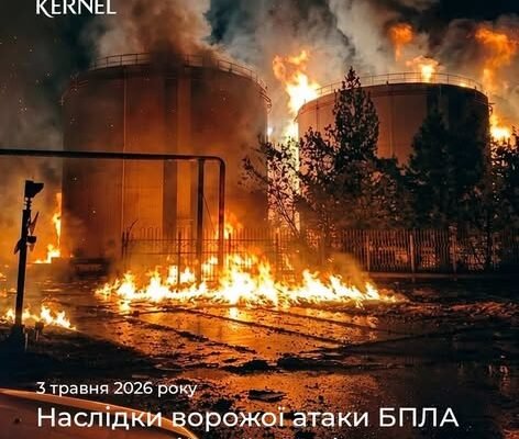 У Чорноморську після обстрілу витекло понад тисячу тонн олії