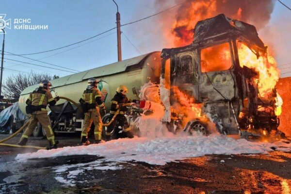 Унаслідок атаки по Київщині постраждали троє людей