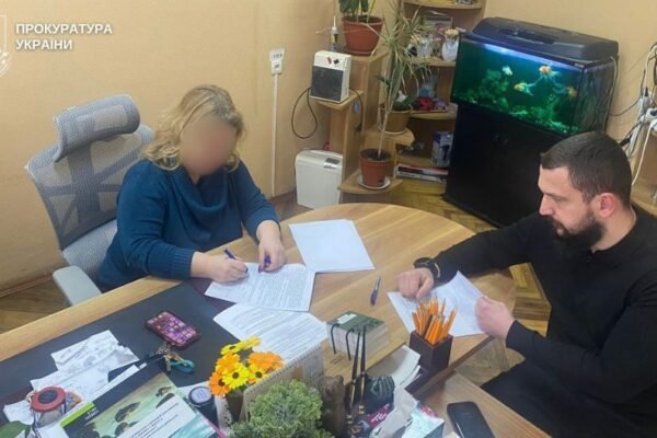 У Києві судитимуть посадовицю за формальну перевірку сім’ї, в якій матір катувала 9-річного сина