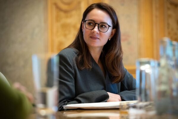 Кабмін запускає національну програму дорослого стажування “Досвід має значення” для людей віком понад 50