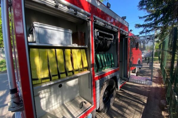 Броварська громада отримала пожежний автомобіль з Нідерландів (ФОТО)