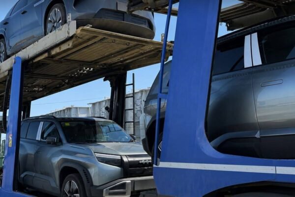 На кордоні з Румунією зупинено контрабанду електромобілів, – БЕБ