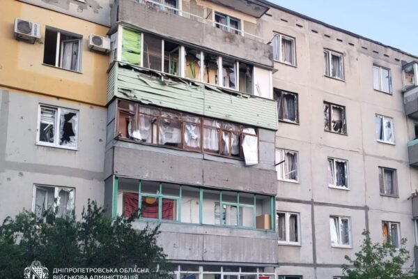Росіяни атакували два райони Дніпропетровщини: Поранені троє людей