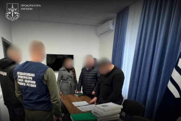 У Рівному судитимуть ексочільника обласного ТЦК у справі про закупівлю пікапів