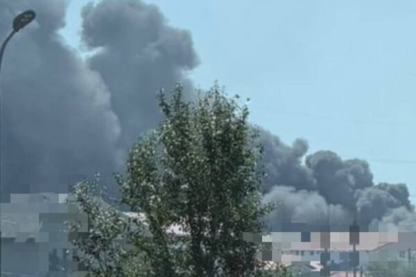 Росіяни вдарили по Одесі: Пошкоджено відділення Нової пошти та ТЦ, відомо про поранених