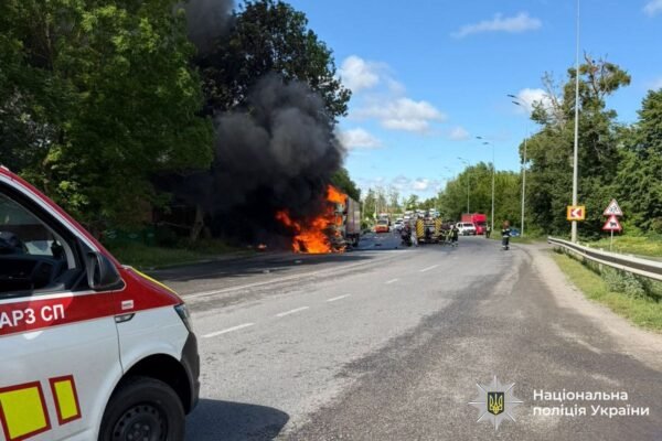 У жахливій ДТП на Вінниччині загинуло двоє людей