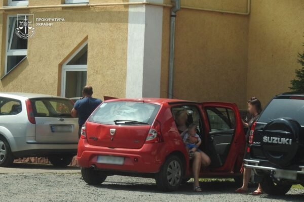 10 років проведе за ґратами житель Закарпаття, що намагався продати іноземцям 11-місячне немовля