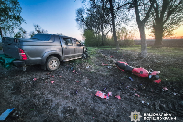 На Черкащині мотоцикліст зіткнувся з пікапом під час обгону і загинув (ФОТО)